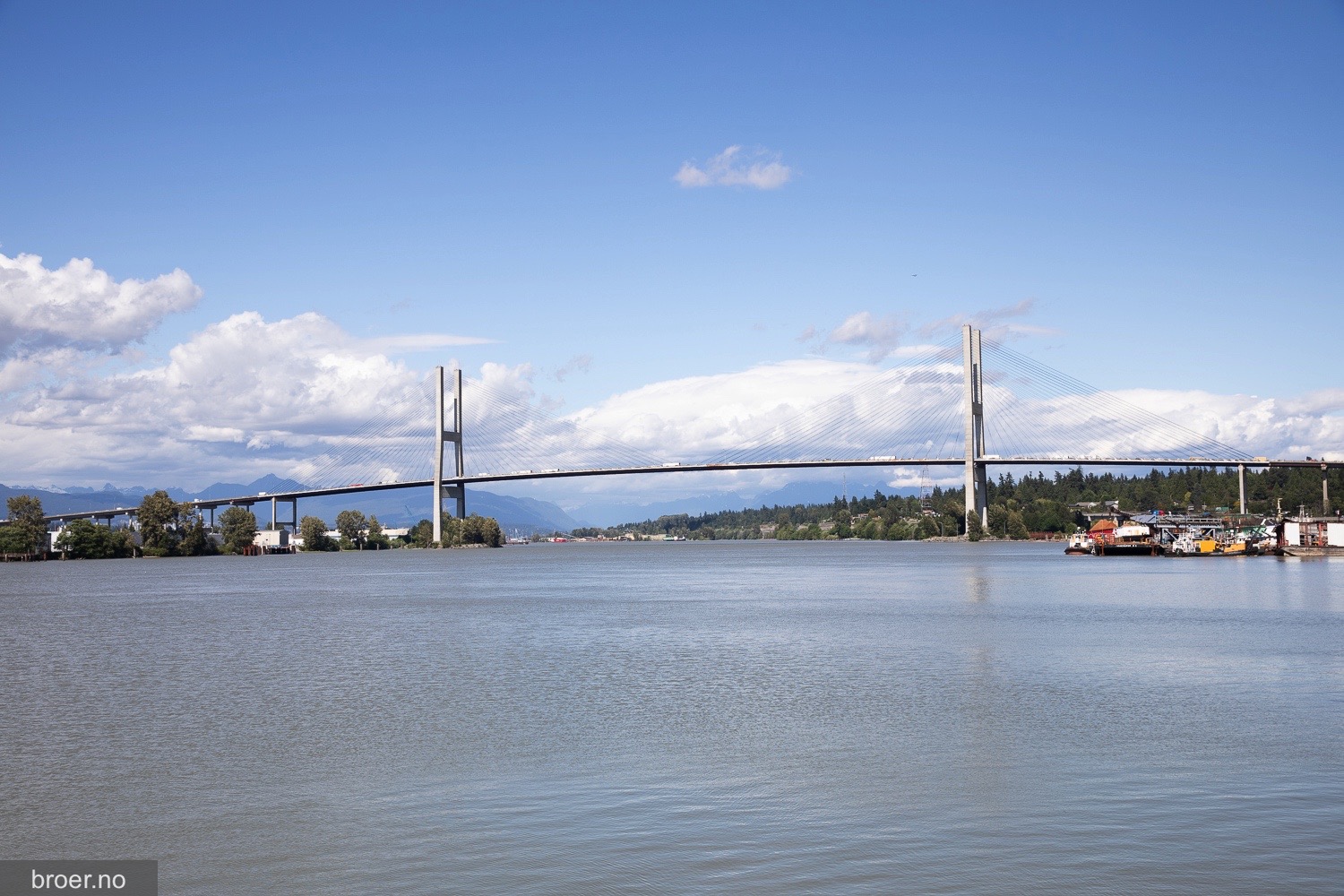 picture of Alex Fraser Bridge