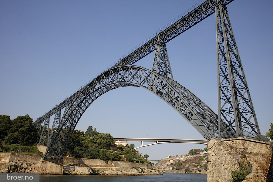 picture of Maria Pia bridge