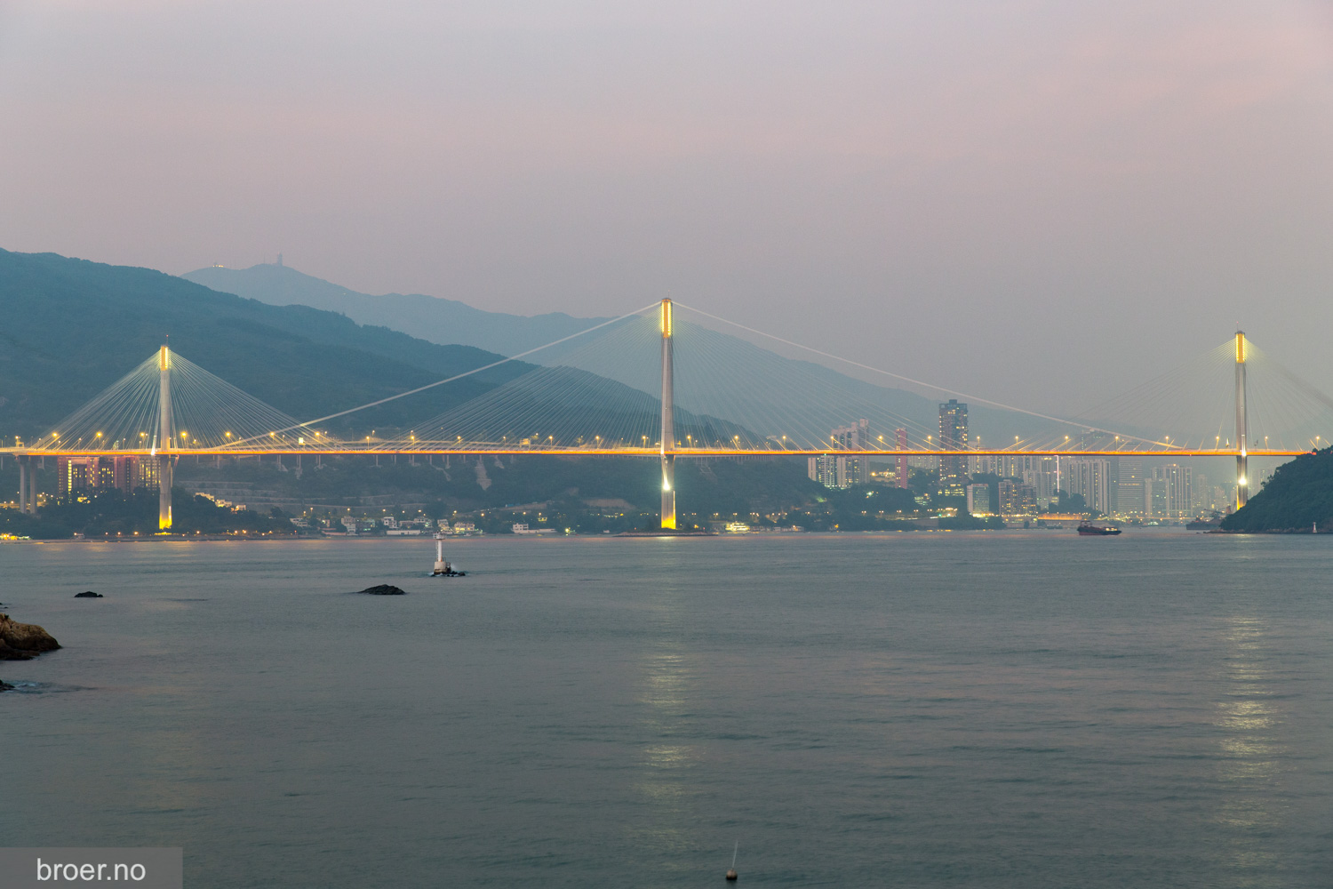bilde av Ting Kau Bridge