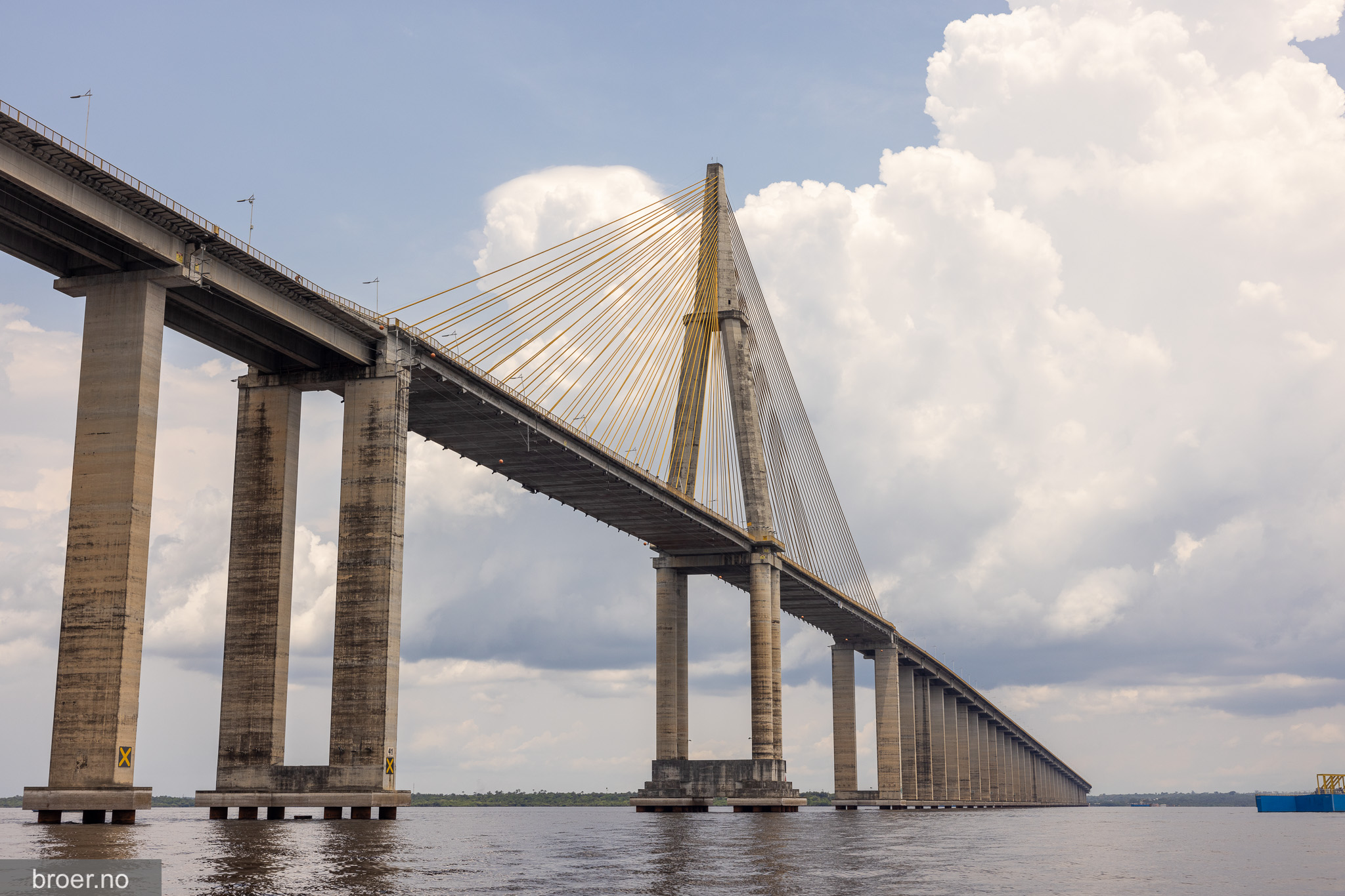 picture of Rio Negro Bridge
