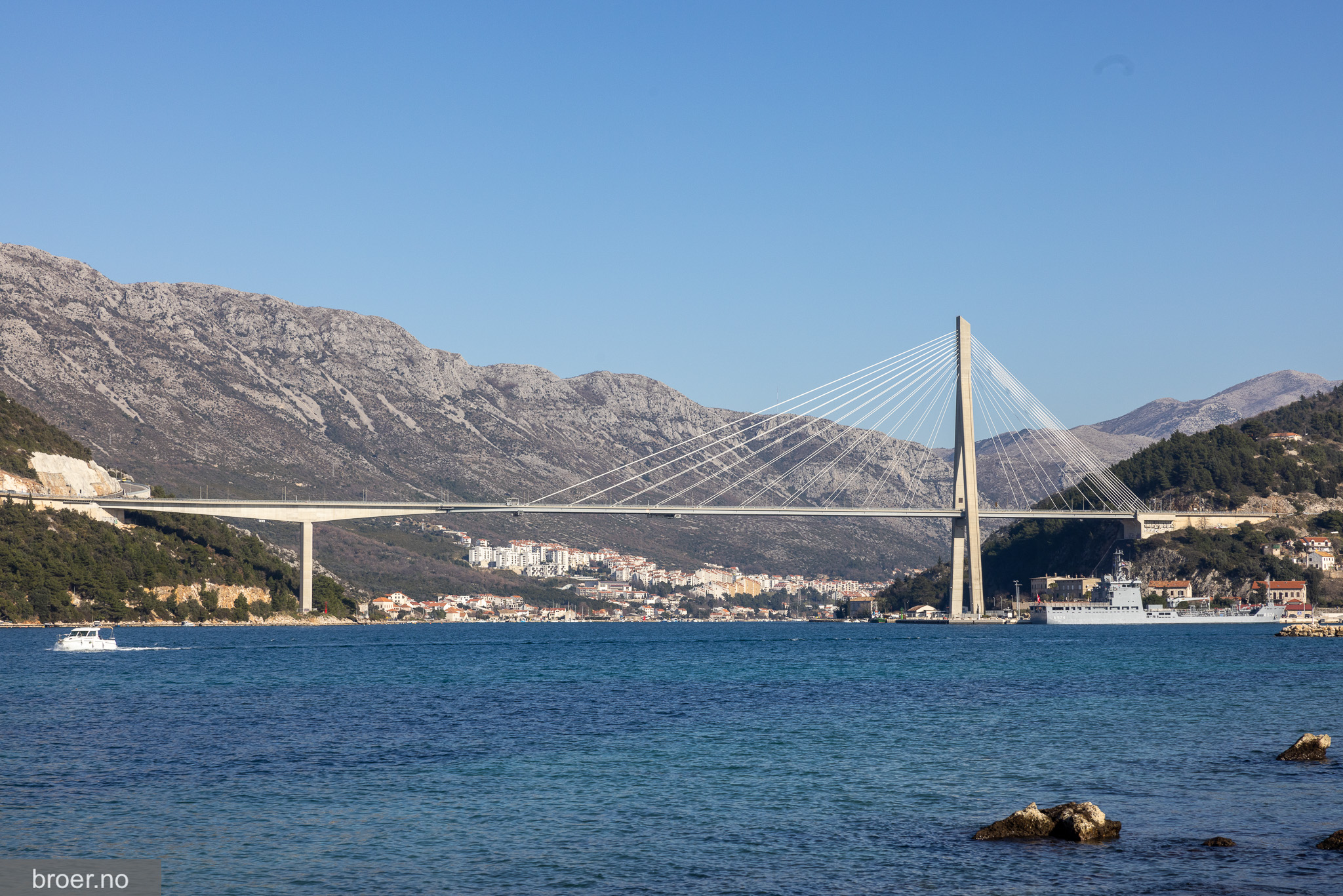 picture of Franjo Tuđman Bridge