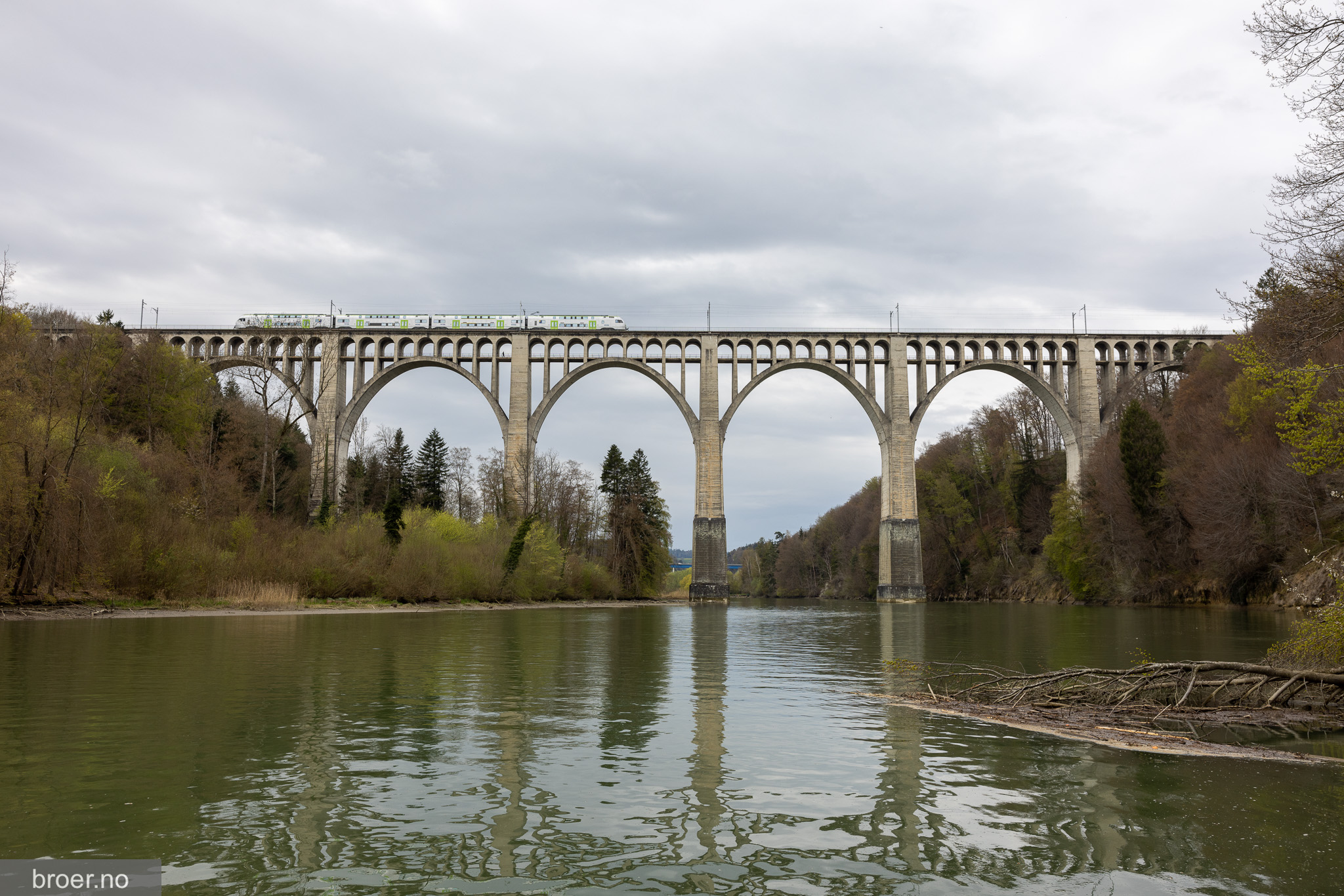 bilde av Grandfey Viaduct