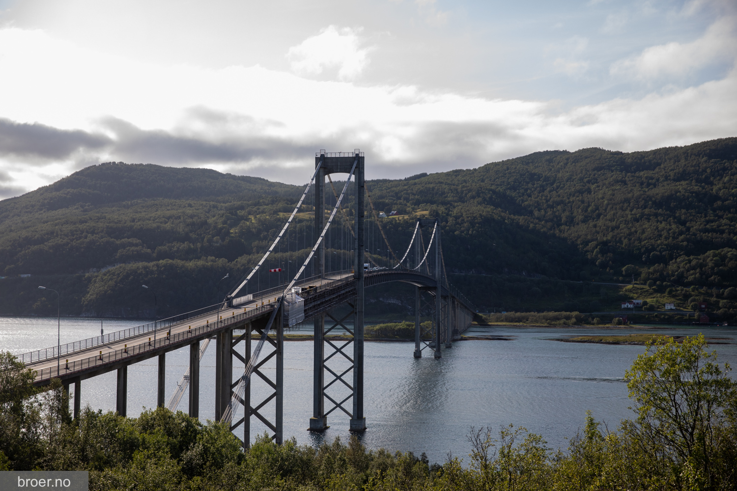 picture of Tjeldsund Bridge