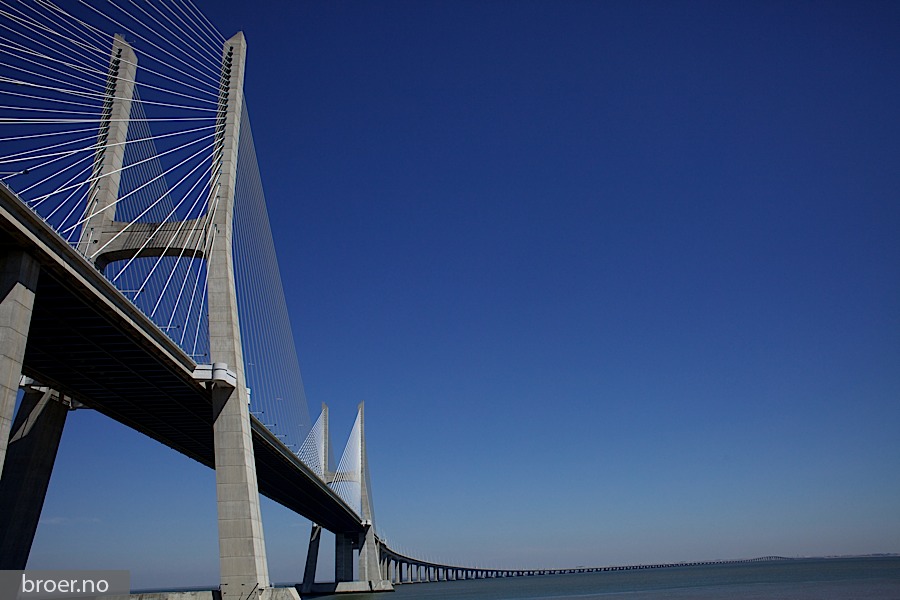 picture of Vasco da Gama Bridge